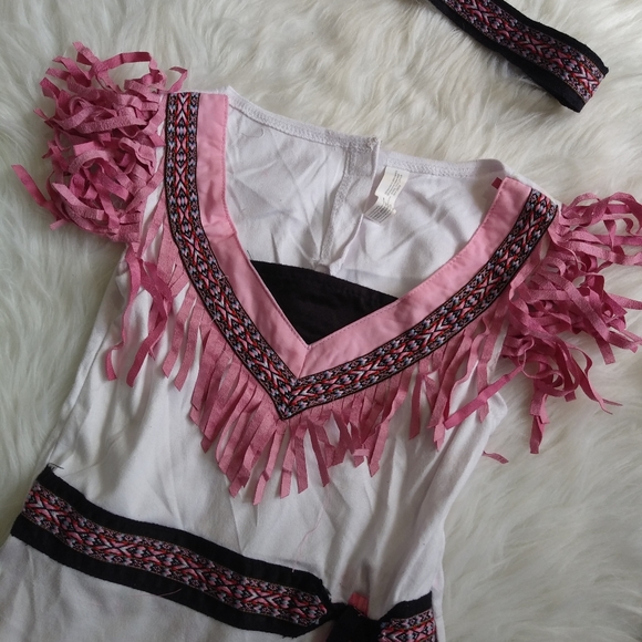 Girl's Indian Costume - Picture 11 of 11